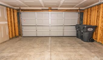 1389 N Gregg Dr, Albany, IN 47320