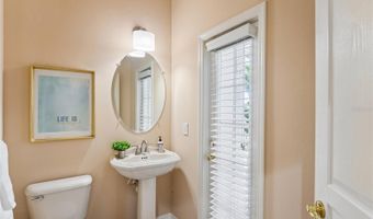 5714 SEA TROUT Pl, Apollo Beach, FL 33572