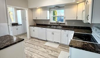 218 W Hamilton St, Alpena, MI 49707