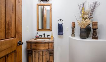 8930 E CAVE CREEK Rd, Carefree, AZ 85377