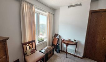 2200 Hamilton Dr 610, Ames, IA 50014