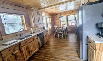 2423 9th Dr, Adams, WI 53910