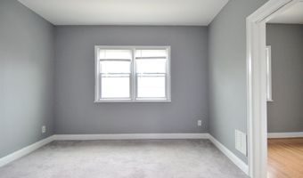 48 HUMPHREY Ave 2, Bayonne, NJ 07002