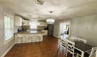 18 Calef St 1, Cranston, RI 02920
