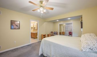 78 E HUNTINGTON Cir, Dover, DE 19901