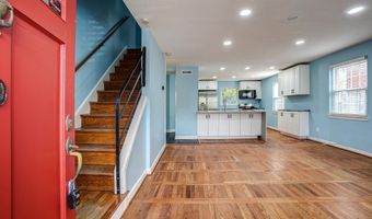 849 S GLEBE Rd, Arlington, VA 22204