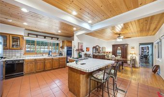 2393 Allen Ave, Altadena, CA 91001