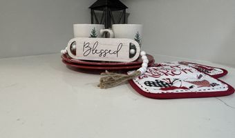 111 Sutton Pl 111, Bloomfield, CT 06002