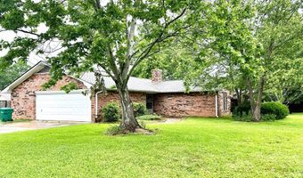 522 Red Oak, Brookhaven, MS 39601