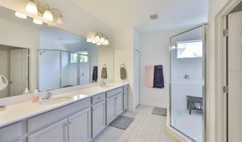 6215 VOYAGERS Pl, Apollo Beach, FL 33572
