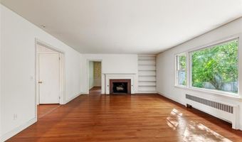 37 Beaumont St, East Providence, RI 02916