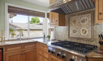 6516 San Onofre Dr, Camarillo, CA 93012