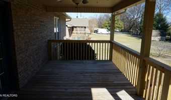 867 Westgate Dr, Alcoa, TN 37701