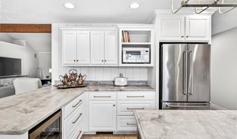 775 E 505th Rd, Aldrich, MO 65601