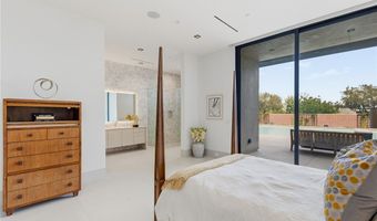 63 Midnight Sky Dr, Las Vegas, NV 89135