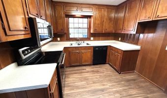 104 Walters Dr, Aberdeen, MS 39730