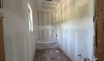 14990 Hummingbird Ln, Biloxi, MS 39532