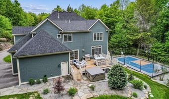 14 Aspen Ln, Bedford, NH 03110
