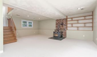 5 Spirketing St, Jamestown, RI 02835
