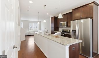 12710 RUSTIC ROCK Ln, Beltsville, MD 20705