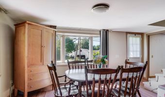 19 Amherst Rd, Merrimack, NH 03054