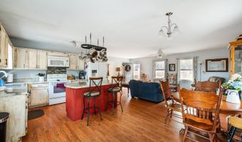3105 Horseshoe Rd, Appomattox, VA 24522
