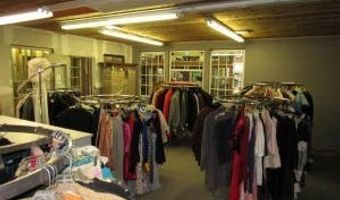 1332 COMMERCIAL St, Astoria, OR 97103