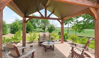 18736 Roselle Cv, Auburn, IN 46706