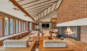 5140 Turtle Point Dr, Ann Arbor, MI 48105