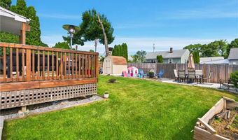 142 Mowry Ave, Cumberland, RI 02864
