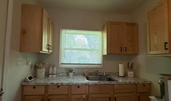 18 N Jefferson Ave, Amboy, IL 61310