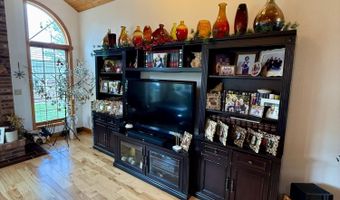 640 LAURISA Ln, Antigo, WI 54409