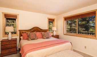 11 Apache Cir, Angel Fire, NM 87710