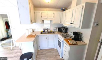 273 WOODHAVEN Ct, Berlin, MD 21811