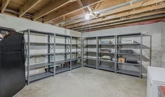 9038 Lahring Rd, Argentine, MI 48436