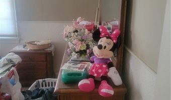 984 Roseland Rd, Alliance, OH 44601