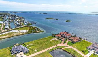 36 La Buen Vida Dr, Aransas Pass, TX 78336