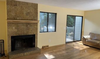 54 Currier Pl 54, Cheshire, CT 06410