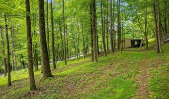 5203 Howardsville Rd, Apison, TN 37302