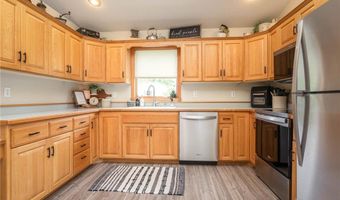 1316 Armstrong Rd NW, Alexandria, MN 56308