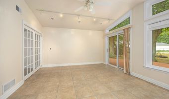 11108 Creekside Dr, Allendale, MI 49401