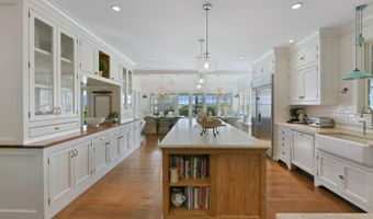 22 Kent Rd, Barnstable, MA 02630