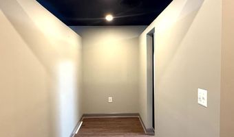 7369 MCWHORTER Pl 411, Annandale, VA 22003