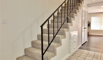 1136 S Dover Cir, Anaheim, CA 92805