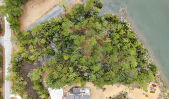 1384 Eden Rd, Awendaw, SC 29429