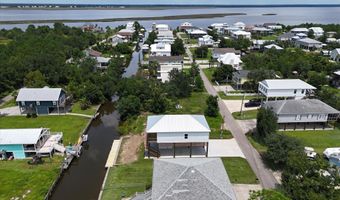 56 Good St, Bay St. Louis, MS 39520