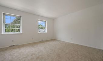 16 HERITAGE Dr, Dover, DE 19904