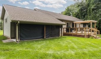 9550 Lakeside Dr, Alden, MI 49612