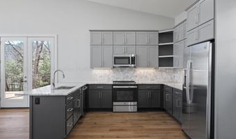 52 LEGENDS Ln, Arley, AL 35541
