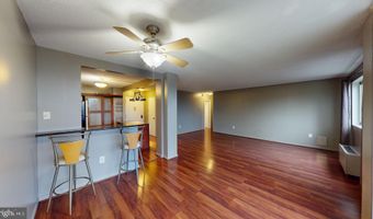 2059 HUNTINGTON Ave 511, Alexandria, VA 22303